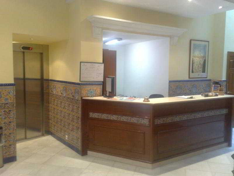 Hotel Londres Sevilla Exteriör bild